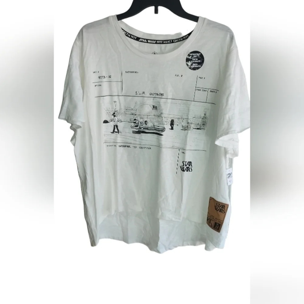 Star Wars white tee shirt